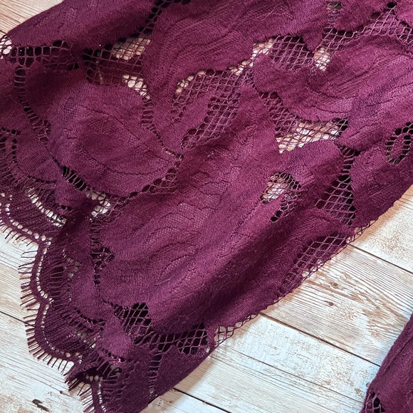 💚1.State NWT off shoulder top - Picture 5 of 9